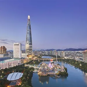 Lotte World Hotel